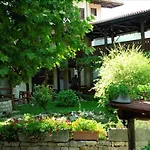 호텔 Izvora
