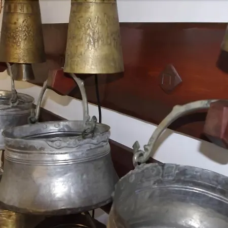 Izvora מלון קרנבו