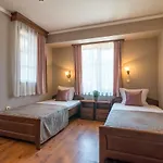Izvora 3*