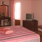 מלון Izvora 3*