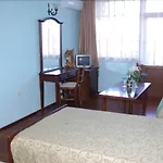 מלון Izvora