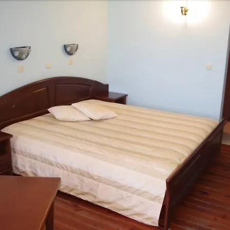 Hotel Izvora 3*