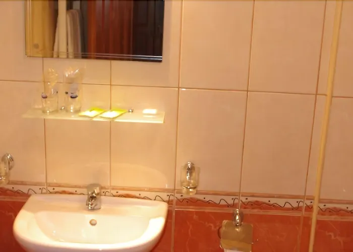 Отель Izvora 3*